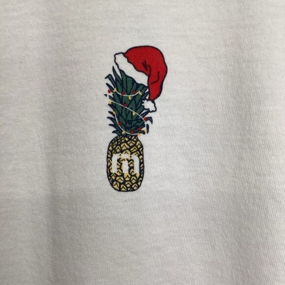 Men's Travis Mathew Pineapple Santa Christmas Hat Short Sleeved Tee Shirt small - Picture 3 of 6